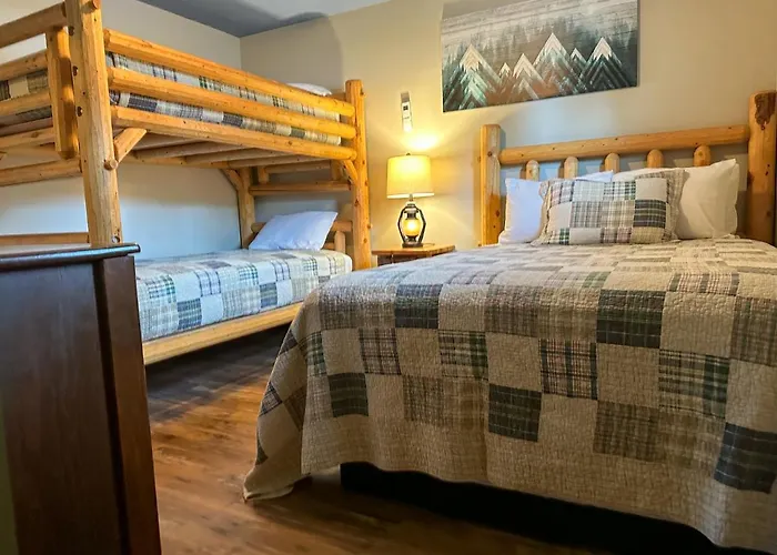 Lone Fir Resort
